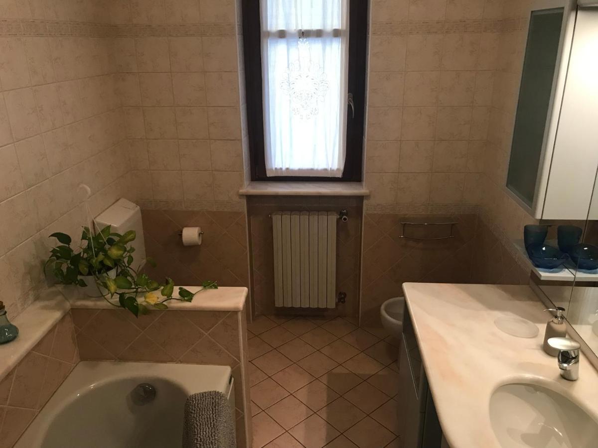 La casa del melograno Appartamento Alba  Esterno foto