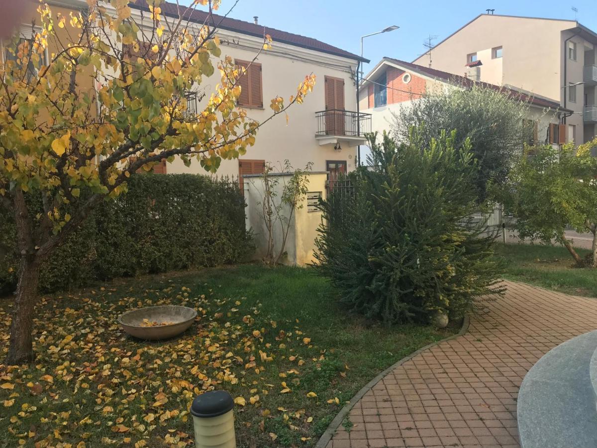 La casa del melograno Appartamento Alba  Esterno foto