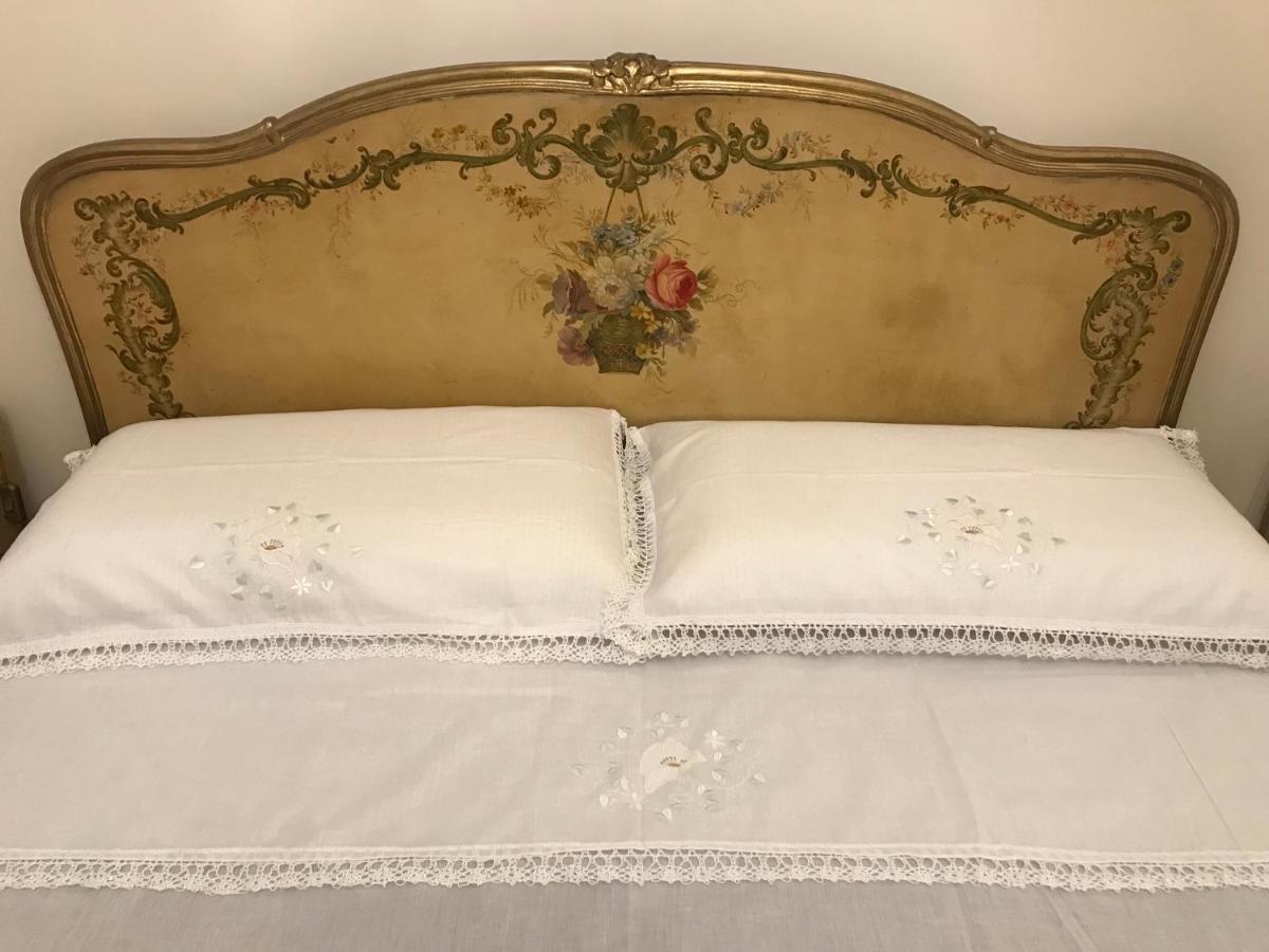 La casa del melograno Appartamento Alba  Esterno foto